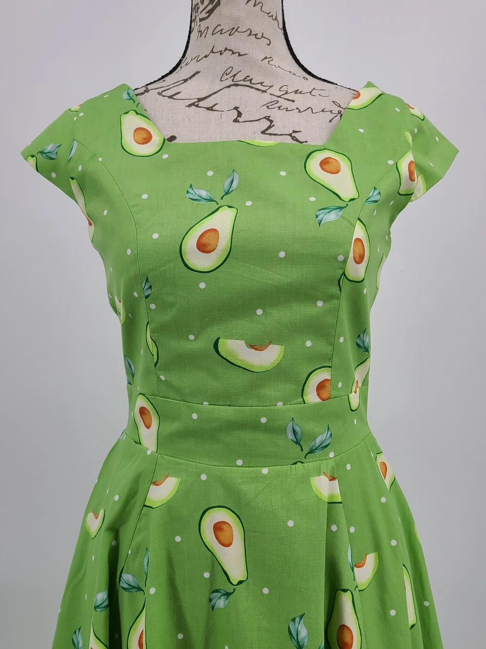 Unique Vintage's Magnolia Place Avocado Print Cotton Midi Dress Size XS - Picture 2 of 12